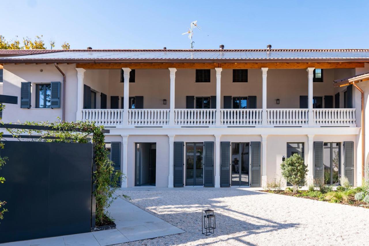 Via Vittorio Veneto 468 Chiari Aparthotel Exterior photo